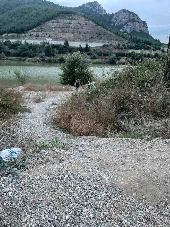 Osmaneli’de 3 Gündür Kayıp Şahsın Cansız Bedeni Nehirde Bulundu