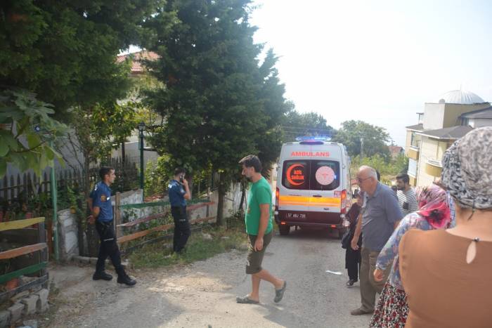 Sinop’ta Psikolojik Sorunları Bulunan Vatandaş Kendini Asarken Kurtarıldı