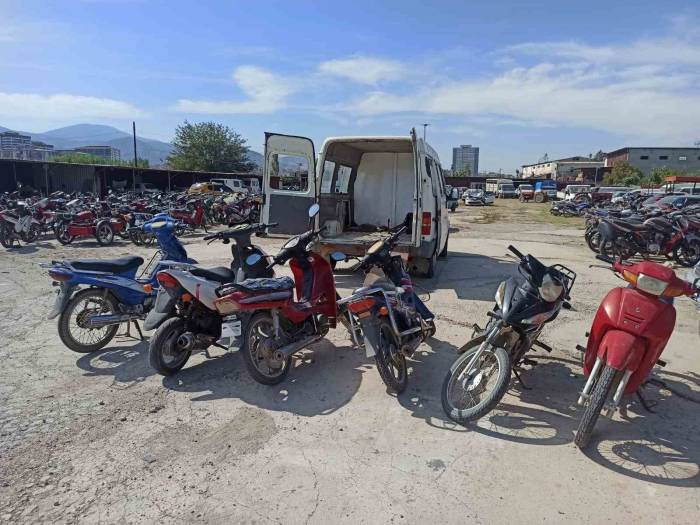 Alaşehir Jandarmasından Motosiklet Uygulaması