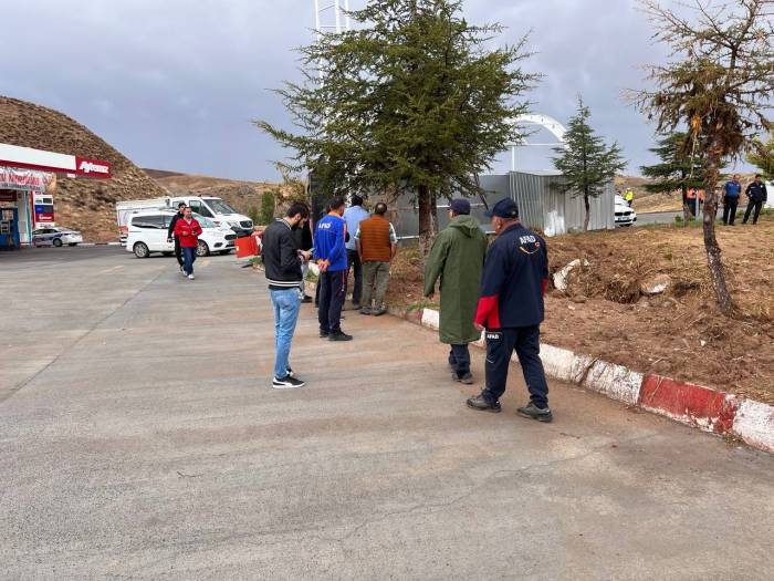 Sel Nedeniyle 2 Kişinin Öldüğü Aksaray’da Polis Ve Afad Teyakkuzda