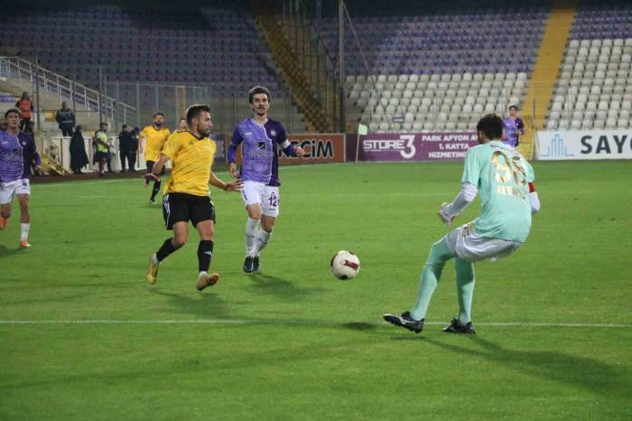 Tff 2. Lig: Afyonspor: 0 - Esenlerspor: 1