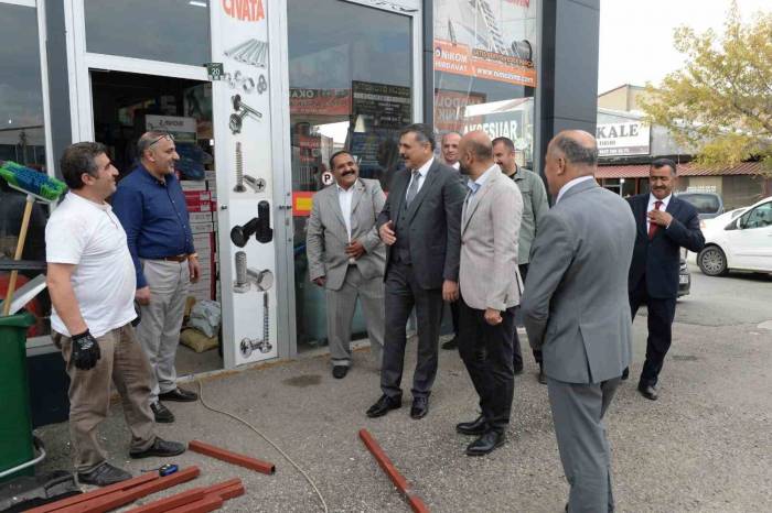 Vali Çiftçi’den Sanayi Esnafına Ziyaret