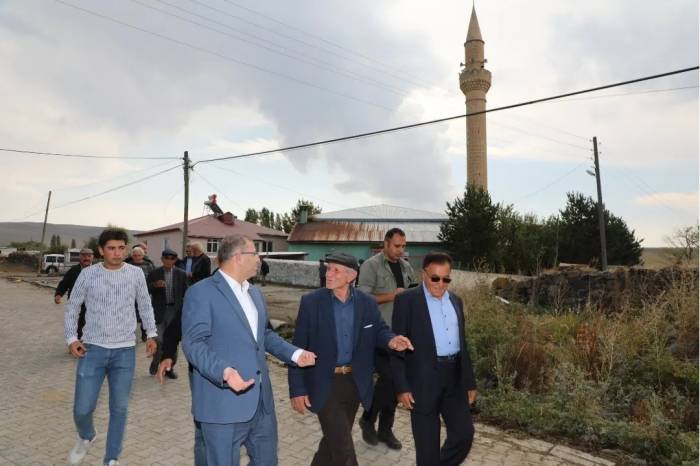 Vali Polat Köy Ziyaretlerini Sürdürüyor