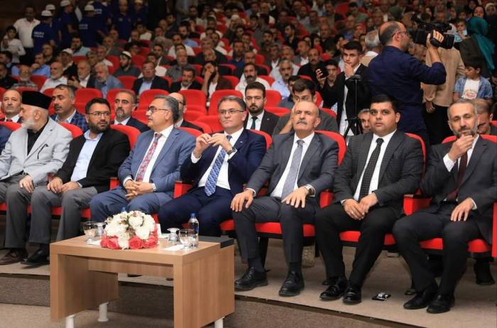 Van’da 270 Hafız İçin İcazet Töreni Yapıldı