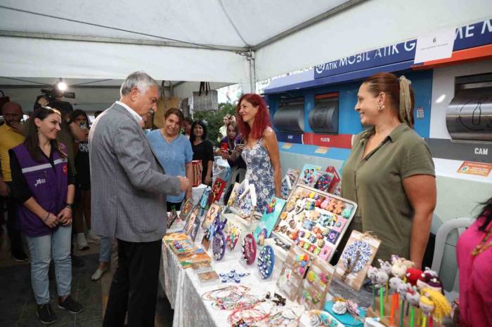 2. Kadın Emeği Pazarı Adanalılarla Buluştu