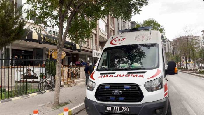 Aksaray’da Bunalıma Giren Kadın Kendini Eve Kilitledi