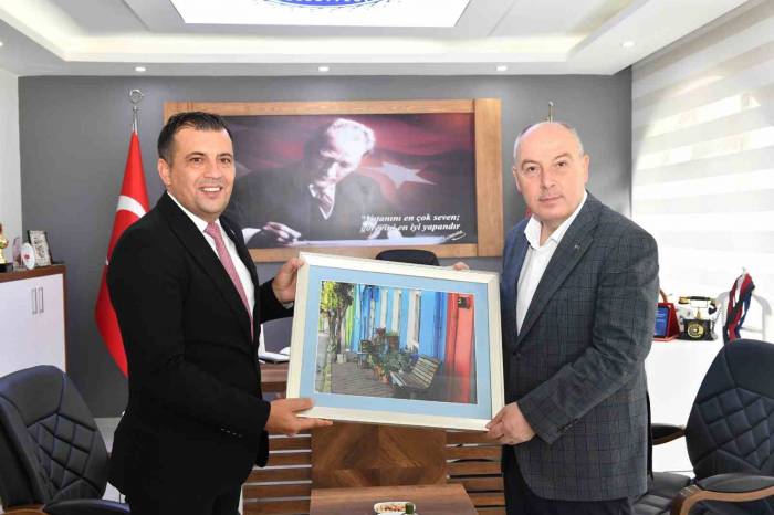 Vali Coşkun, İlçe Ziyaretlerini Sürdürdü