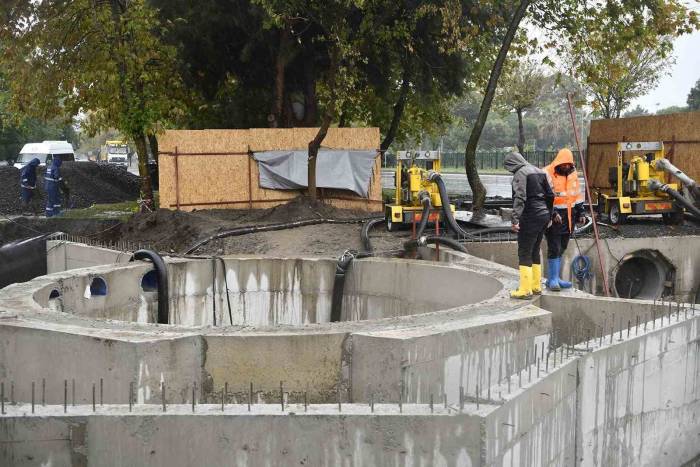 Saski, 204 Personel 137 Araç Ve Ekipmanla Su Baskınlarıyla Mücadele Etti