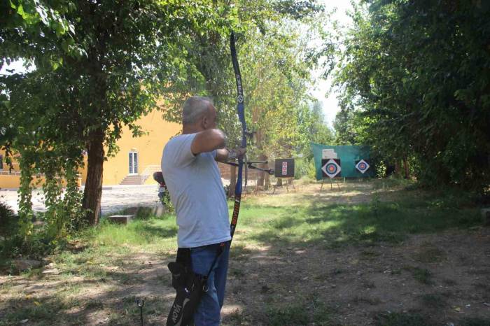 Çocukluk Hayali Okçuluğa 51 Yaşında Kavuştu