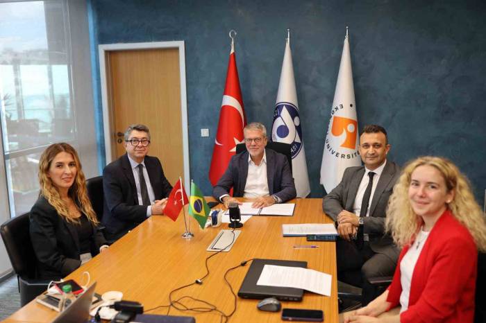 İzmir İle Sao Paulo “Kardeş” Oldu