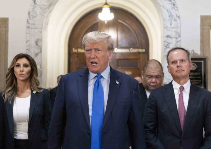 Trump Hakkındaki Dolandırıcılık Davasının Duruşması Başladı