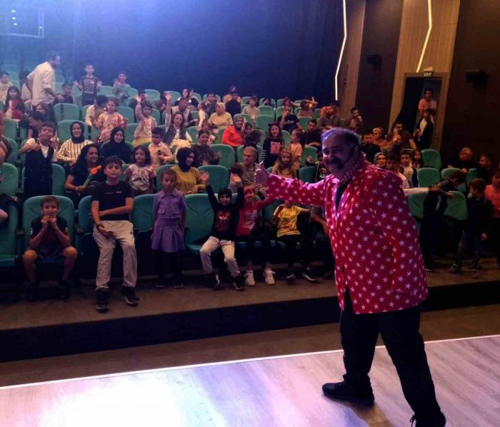 ‘Gülümseten Yüzler’le Eğlence Dolu Bir Gün