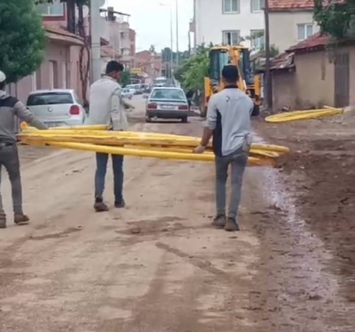 Aksa Doğalgaz Dağıtım A.ş.’den Görülmemiş Doğalgaz Şebeke Çalışması