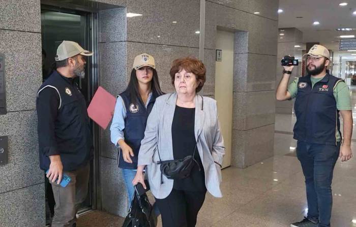 Ayşenur Arslan İfade Vermek Üzere Adliyeye Getirildi