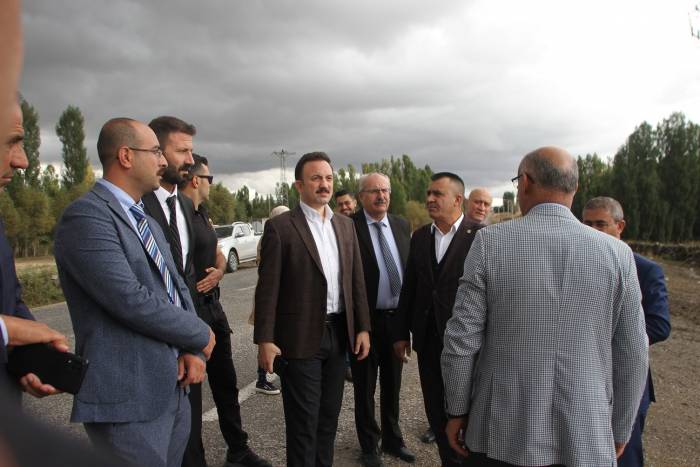 Malazgirt’te Şeker Pancarı Üreticisinin Sorunları Görüşüldü