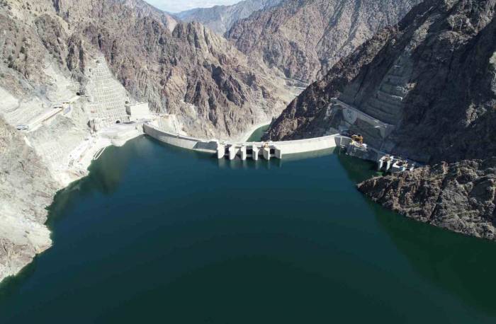 Yusufeli Barajı’nda Elektrik Üretimi İçin Testler Devam Ediyor