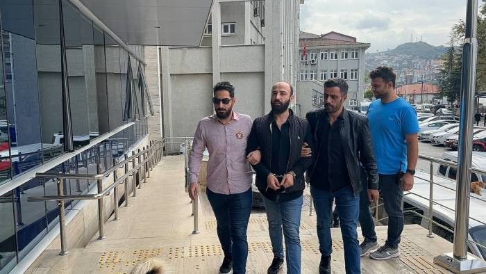 Tartıştığı Adamı Ayağından Vuran Zanlı Tutuklandı