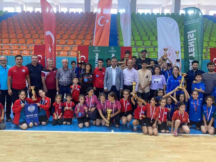 Masa Tenisi Minikler Bölge Finali Sona Erdi