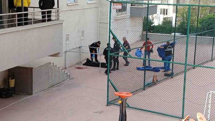 Ankara’da Erkek Cesedi Bulundu
