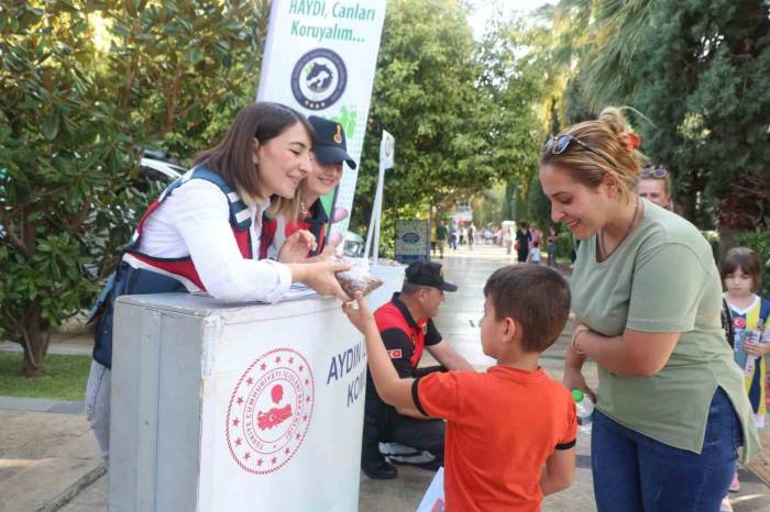 Aydın’da ’dünya Hayvanları Koruma Günü’ Etkinlikleri