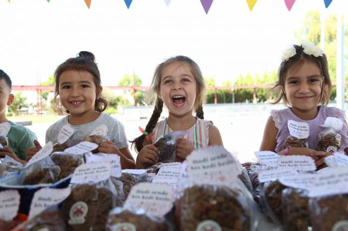 Ekolojik Kreş Öğrencilerinden “Hayvanları Koruma Günü”