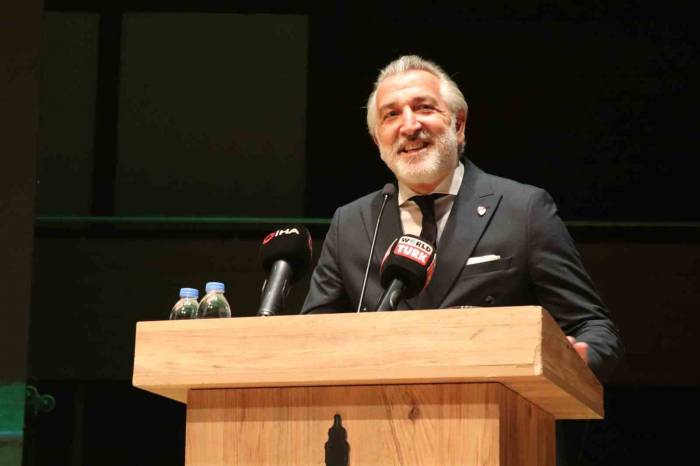 İzmir Futbolunun Efsaneleri Bir Araya Geldi