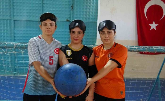 Dünya Şampiyonu Genç Kızlar, Gözünü 3. Kez Avrupa’ya Dikti