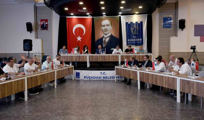 Kuşadası Belediyesi’den Maffy’nin Mezarını Yaptıracak