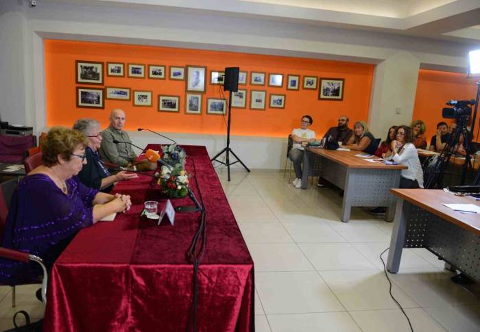 Nilüfer’de Tomris Uyar Konuşuldu