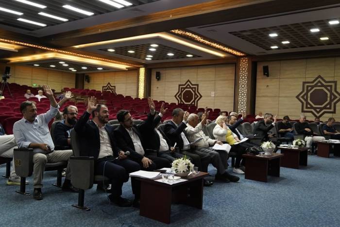 Yunusemre’nin Yeni Meydanının Adı 100. Yıl Meydanı Olarak Kabul Edildi