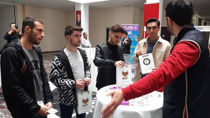 Ardahan’da Öğrencilere "El Ele Güvenli Geleceğe" Projesi Çerçevesinde Eğitim Verildi