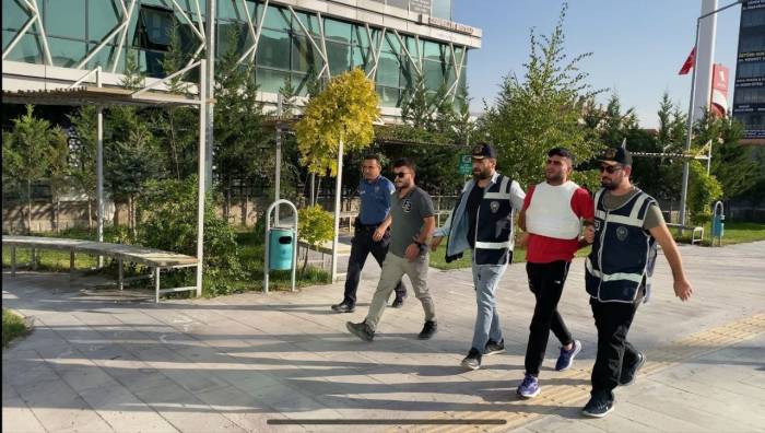 Husumetlilerin Kavgasında Kan Aktı: 1 Ölü, 1 Yaralı