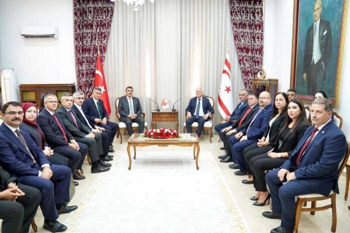 Kktc Başbakanı Üstel: “Türkiye İle İyi İlişkilerimiz Sayesinde Eğitimde Sıkıntı Yaşadığımız Konuları Birer Birer Aşıyoruz”