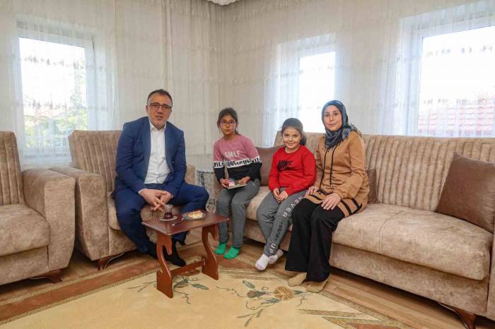 Başkan Savran Ev Ziyaretlerine Devam Ediyor