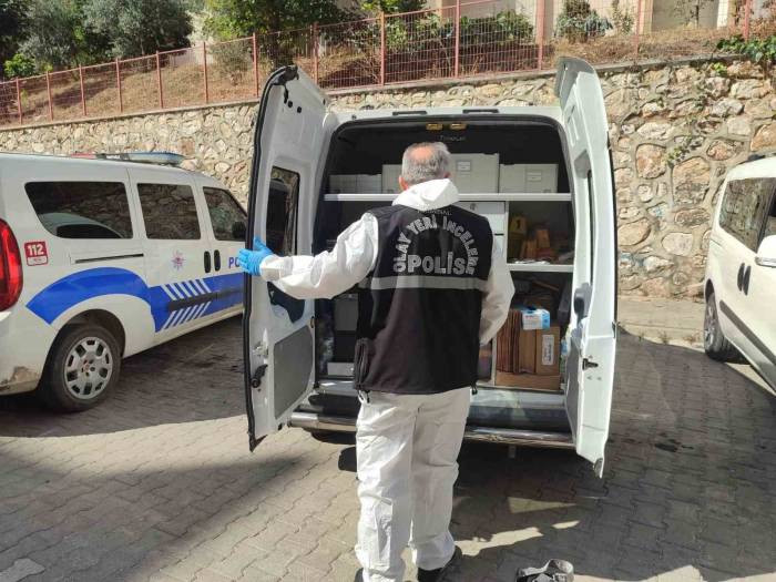 52 Yaşındaki Kadın Evinde Ölü Bulundu