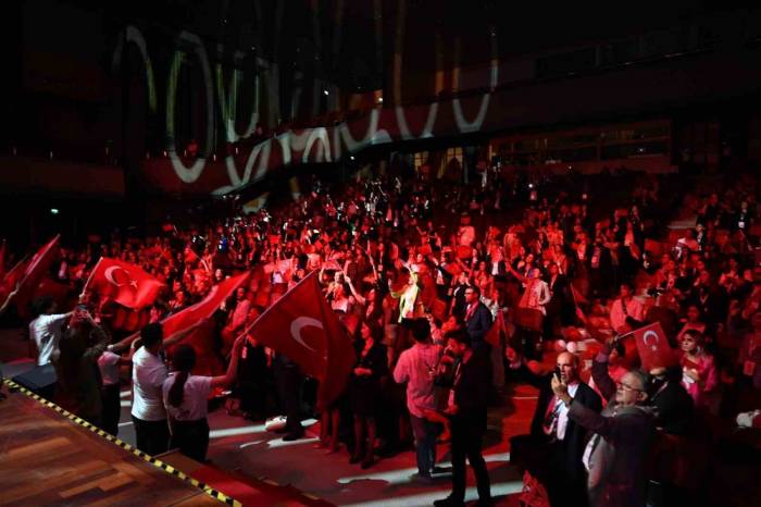 İş Dünyası Peryön 31. İnsan Odaklı Yönetim Kongresi’nde Buluştu