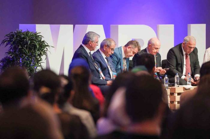 Başkan Yüce, Sakarya’nın Kentsel Dönüşüm Planını Açıkladı