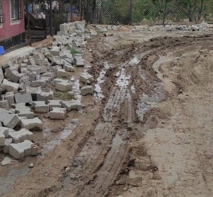 Firma Doğalgaz Çalışması Sonrası Mahalleyi Çamur İçinde Bıraktı