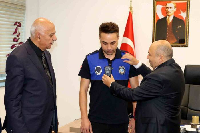 Van Büyükşehir Belediyesi Zabıtasında Yaka Kamerası Dönemi