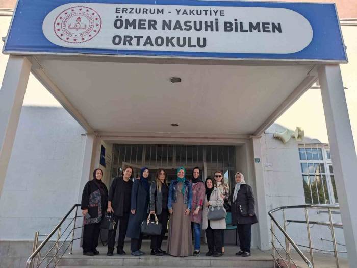 Er-vak Kadın Komisyonundan Tuba Öğretmene Tebrik Ziyareti