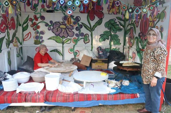 Gülümse Kafe’nin Zengin Menüsüne Gözleme Eklendi