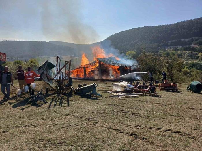İki Günde 9’uncu Yangın Çıktı, Mahalleli Tedirgin Oldu
