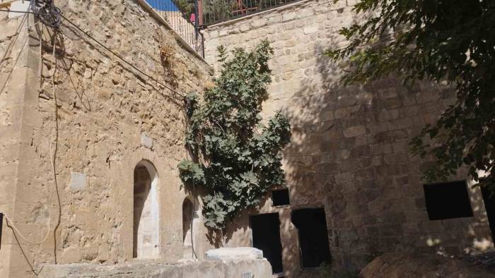 Mardin’de 700 Yıldır Ayakta Olan Medrese Varlığını Sürdürüyor