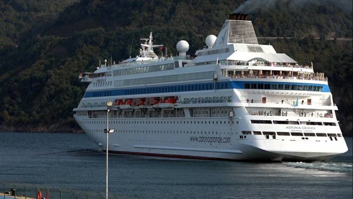 Bartın’a İlk Kez Demirleyen Kruvaziyer Gemisinde İlginç Görüntüler