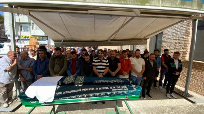 Uzun Yıllardır Türkiye Gazetesi Dağıtıcılığı Yapıyordu Kalbine Yenildi