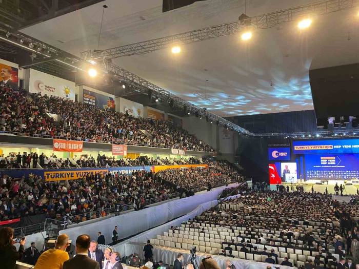 Ak Parti 4. Olağanüstü Büyük Kongresi Başladı