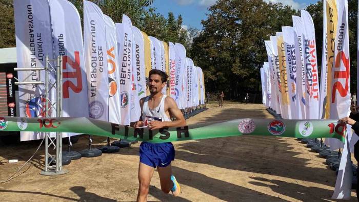 250 Sporcunun Kıyasıya Yarıştığı Zafer Koşusunda Kazananlar Belli Oldu