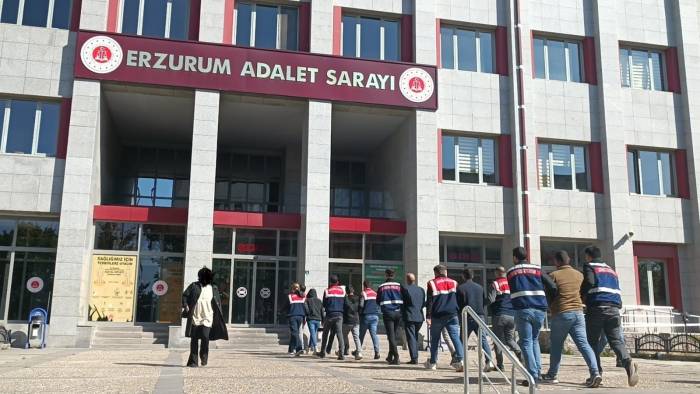Jandarmadan Pkk/kck’ya Yönelik Eş Zamanlı Operasyon
