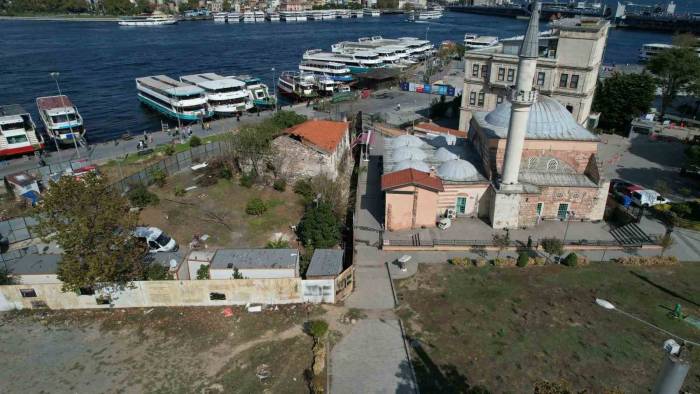 Ahi Çelebi Sıbyan Mektebi’nin Restorasyonu Yarım Kalınca 6 Yıl Boyunca Depo Olarak Kullanıldı