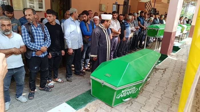 Feci Kazada Hayatını Kaybedenlerin Yürek Burkan Deprem Hikayesi